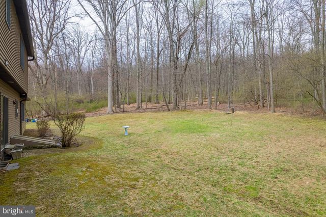 169 E MOUNTAIN RD, Hillsborough, NJ 08844