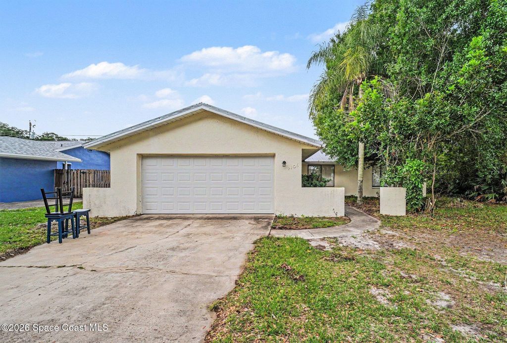 2106 Tarrytown Lane NE, Palm Bay, FL 32905