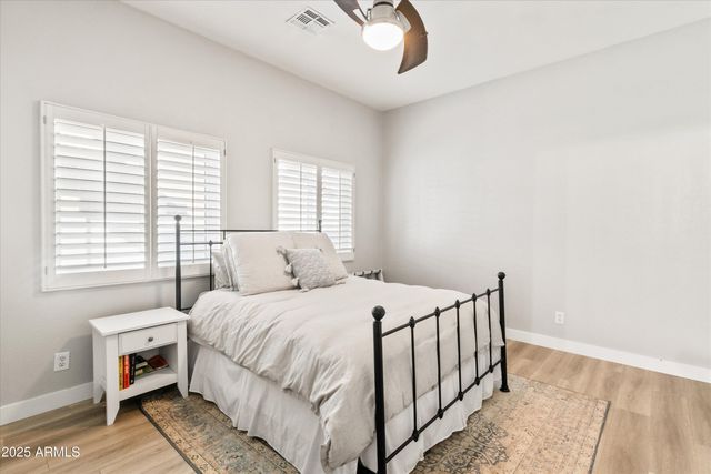 230 E ARABIAN Drive, Gilbert, AZ 85296