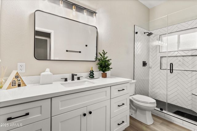 230 E ARABIAN Drive, Gilbert, AZ 85296