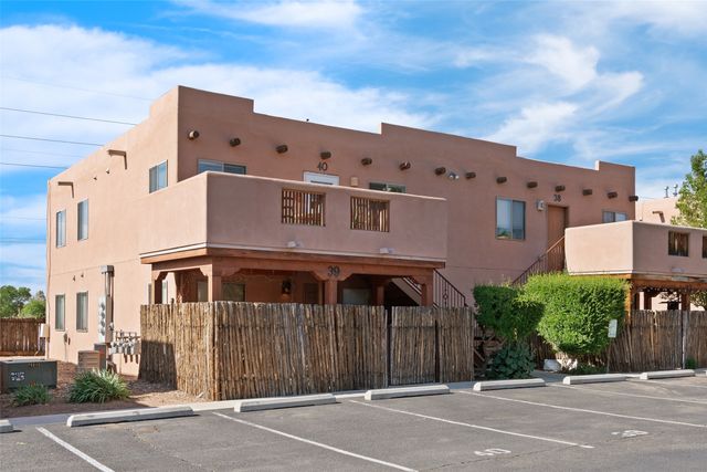 3300 Rufina K40, Santa Fe, NM 87507
