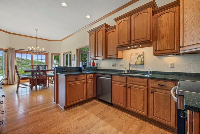 1855 River Lakes ROAD S, Oconomowoc, WI 53066