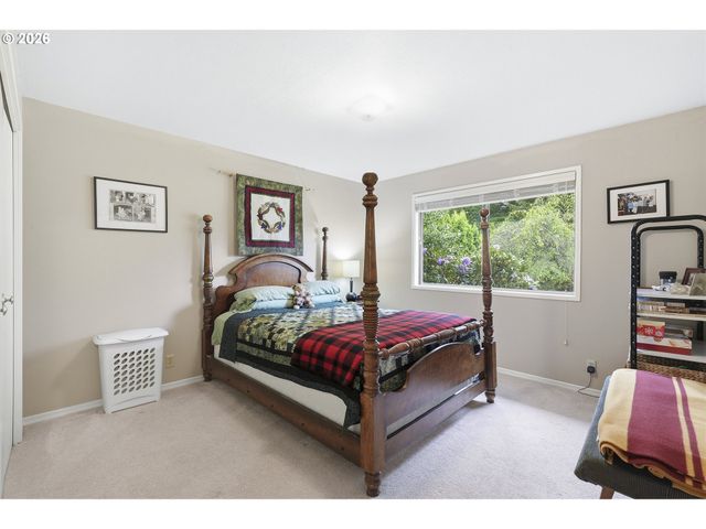 7505 Sw HYLAND Way, Beaverton, OR 97008