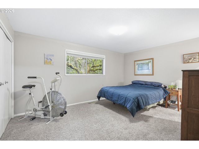 7505 Sw HYLAND Way, Beaverton, OR 97008