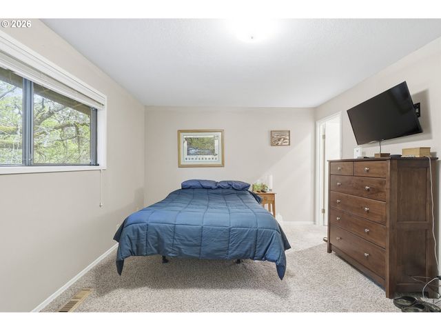 7505 Sw HYLAND Way, Beaverton, OR 97008
