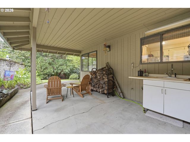 7505 Sw HYLAND Way, Beaverton, OR 97008