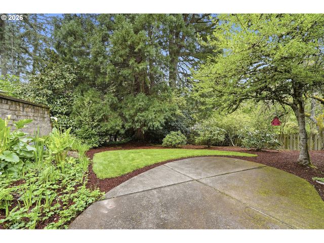 7505 Sw HYLAND Way, Beaverton, OR 97008