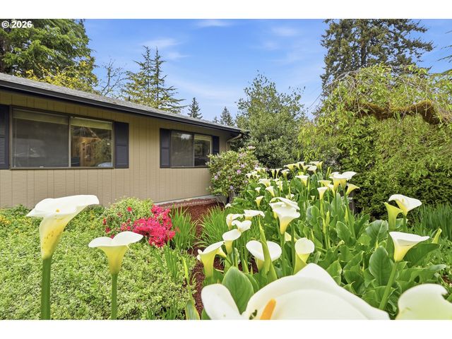 7505 Sw HYLAND Way, Beaverton, OR 97008