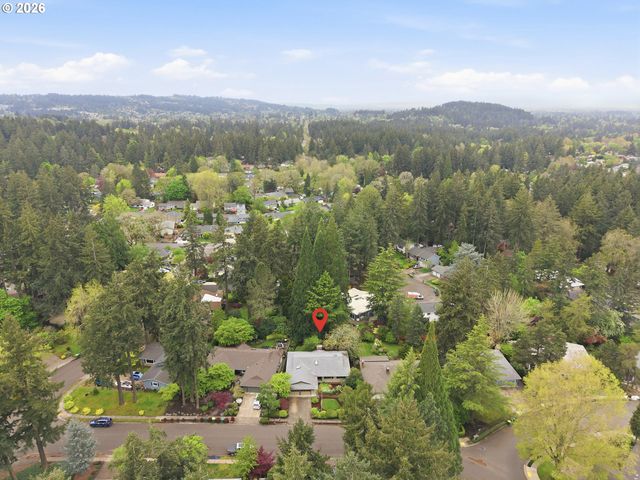 7505 Sw HYLAND Way, Beaverton, OR 97008