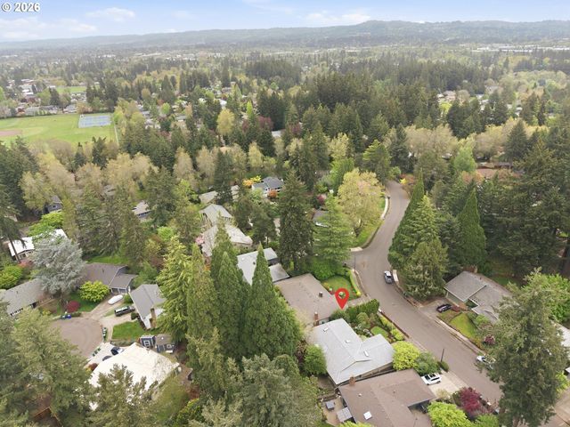 7505 Sw HYLAND Way, Beaverton, OR 97008