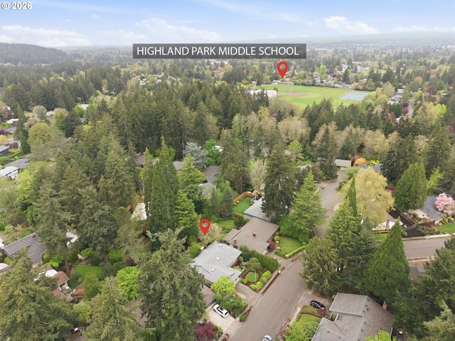 7505 Sw HYLAND Way, Beaverton, OR 97008