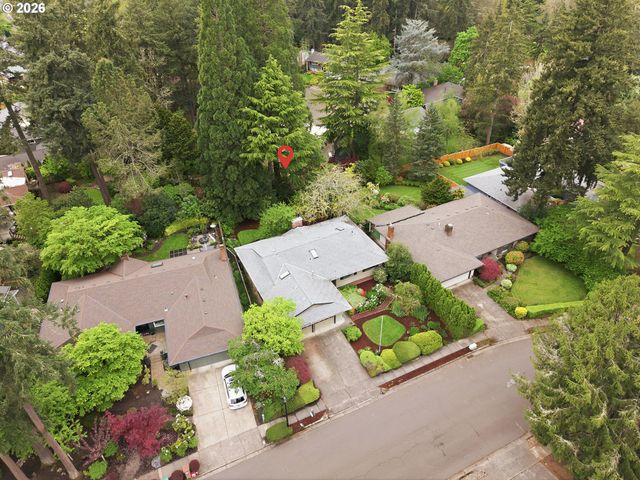7505 Sw HYLAND Way, Beaverton, OR 97008