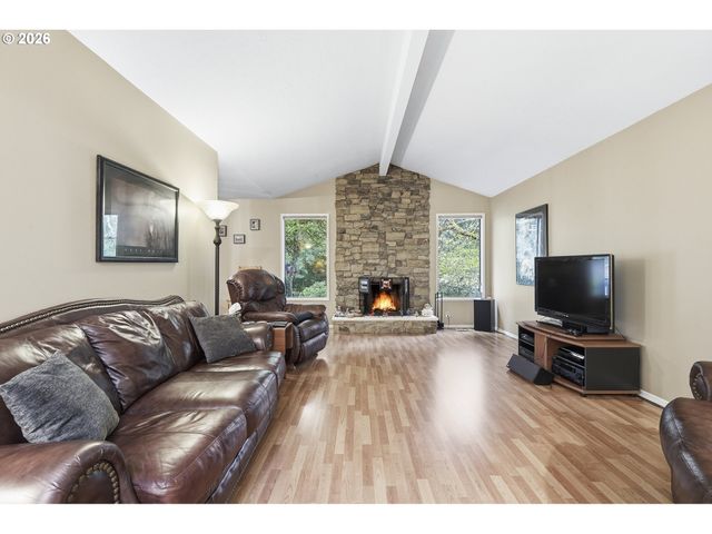 7505 Sw HYLAND Way, Beaverton, OR 97008