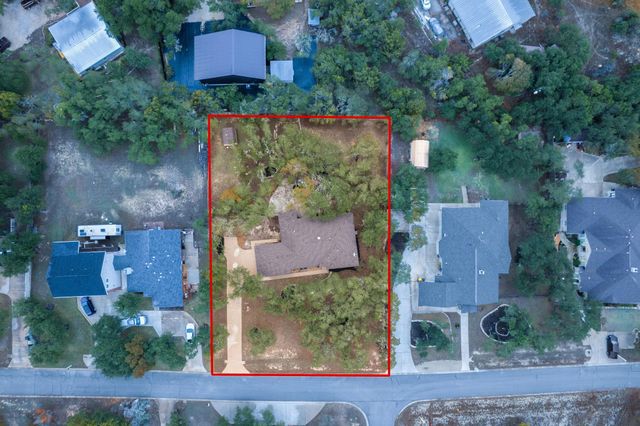 900 Morgan Hill DR, Dripping Springs, TX 78620