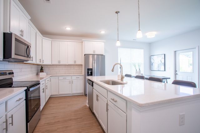 4961 Dyno Loop, Chattanooga, TN 37415