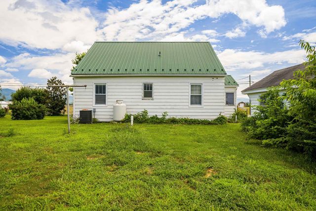 6507 EAST POINT RD, Elkton, VA 22827