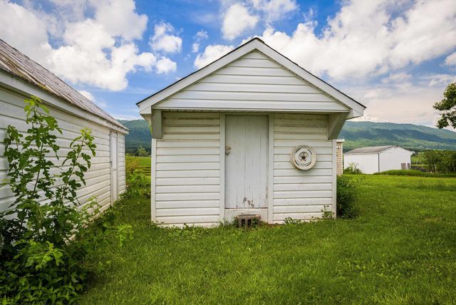 6507 EAST POINT RD, Elkton, VA 22827