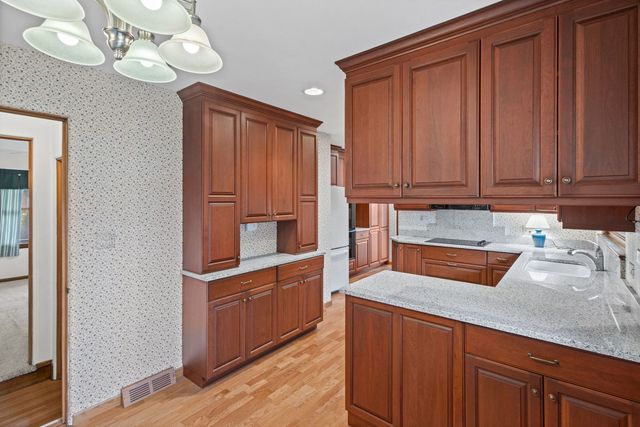 248 E Washington Boulevard, Lombard, IL 60148