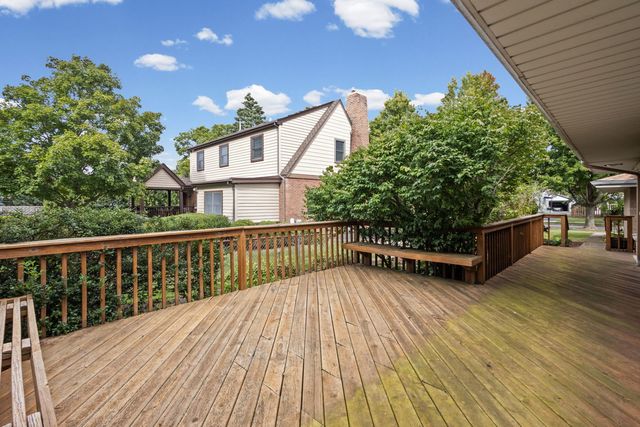248 E Washington Boulevard, Lombard, IL 60148