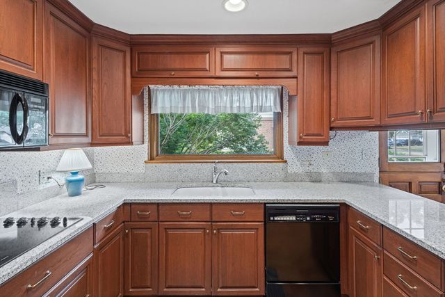 248 E Washington Boulevard, Lombard, IL 60148