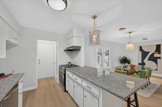 8100 Hillside Drive, Frisco, TX 75033