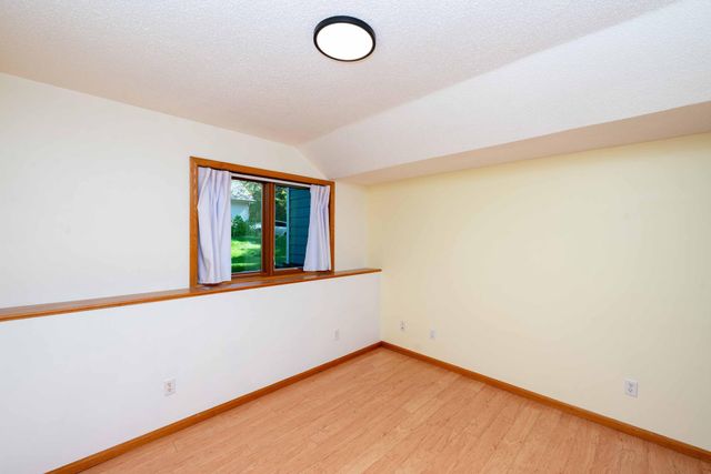 973 Wildflower Court, Eagan, MN 55123