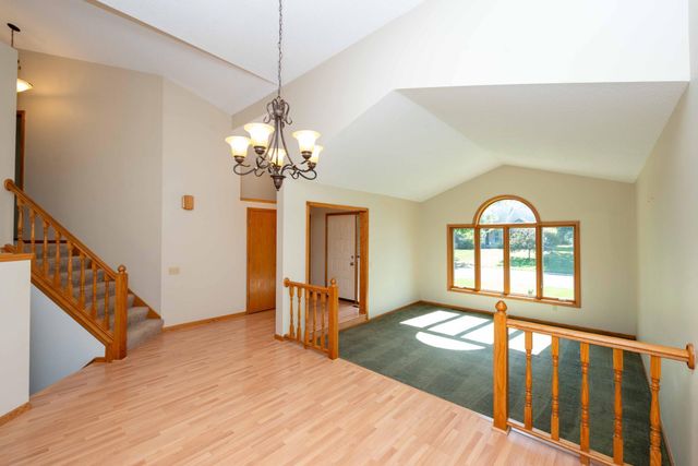 973 Wildflower Court, Eagan, MN 55123