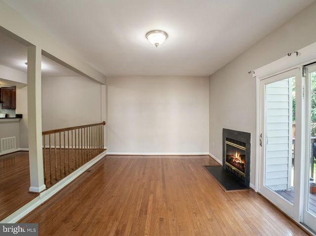 3023 N BRANCH LN, Parkville, MD 21234