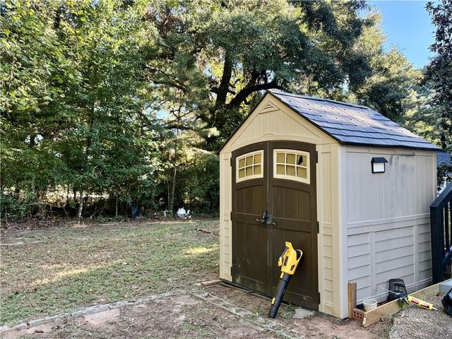 79 Howell Drive SW, Atlanta, GA 30331