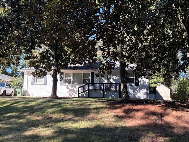79 Howell Drive SW, Atlanta, GA 30331