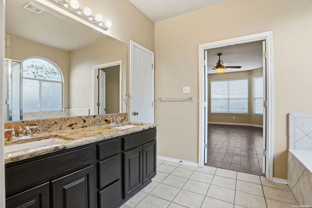 15102 Wingheart, San Antonio, TX 78253