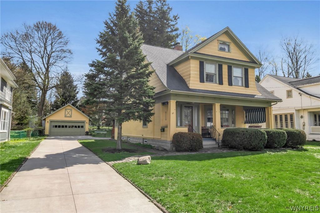65 Potter Avenue, Orchard Park, NY 14127