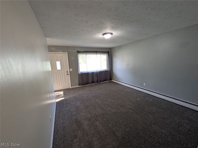 147 Morgan Avenue, Elyria, OH 44035