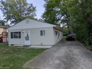 147 Morgan Avenue, Elyria, OH 44035