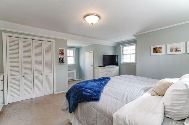 3 Triangle Drive, Setauket, NY 11733
