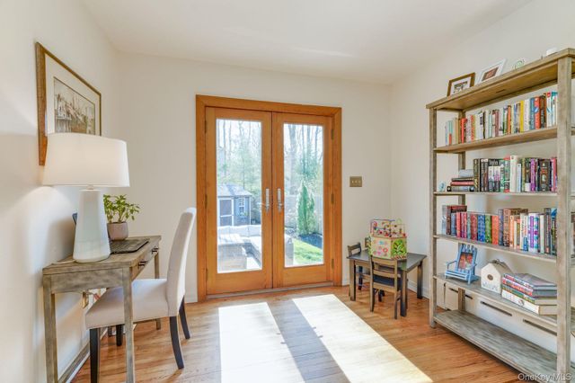 3 Triangle Drive, Setauket, NY 11733