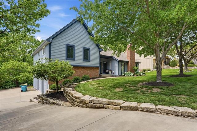 5722 Noland Road, Shawnee, KS 66216