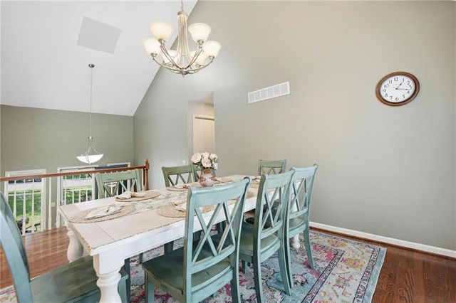 5722 Noland Road, Shawnee, KS 66216