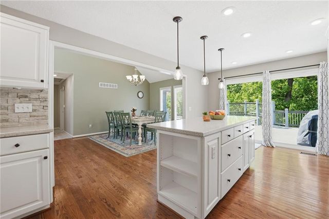 5722 Noland Road, Shawnee, KS 66216