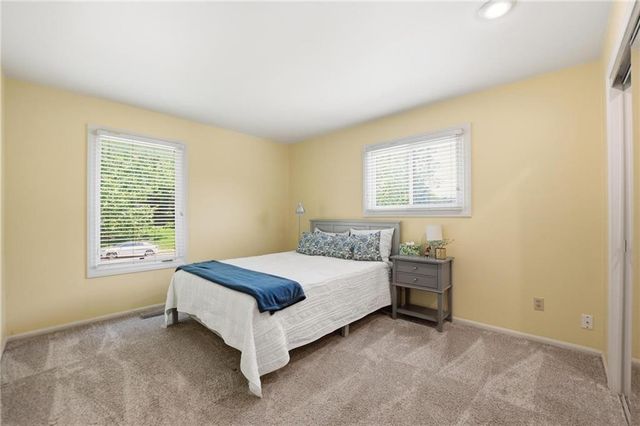 5722 Noland Road, Shawnee, KS 66216