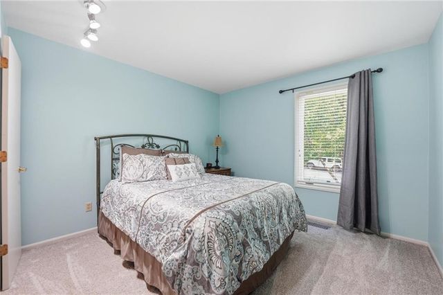 5722 Noland Road, Shawnee, KS 66216