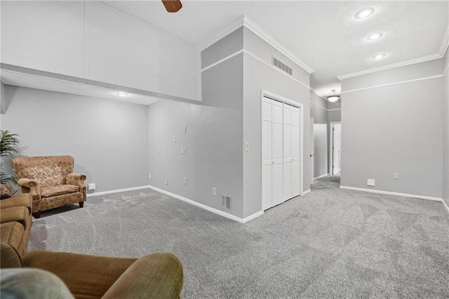 5722 Noland Road, Shawnee, KS 66216