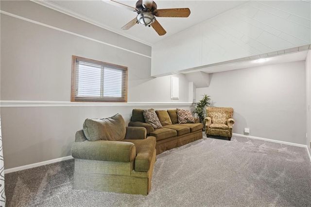 5722 Noland Road, Shawnee, KS 66216