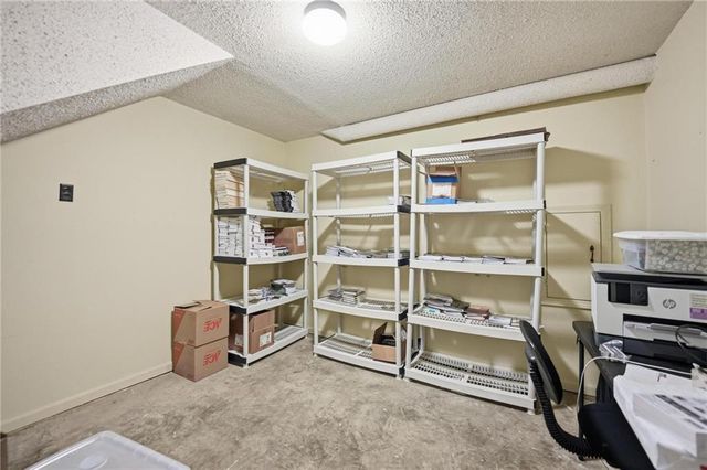 5722 Noland Road, Shawnee, KS 66216