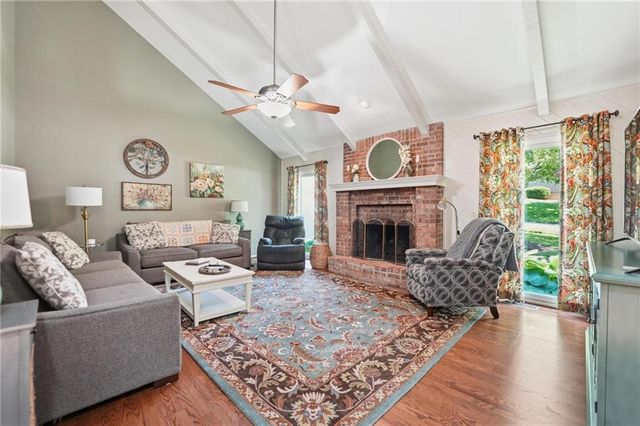 5722 Noland Road, Shawnee, KS 66216