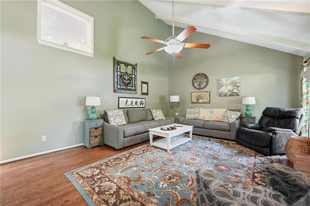 5722 Noland Road, Shawnee, KS 66216