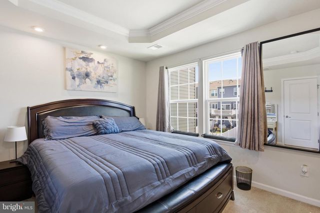 17 CONTINENTAL BLVD, Sicklerville, NJ 08081