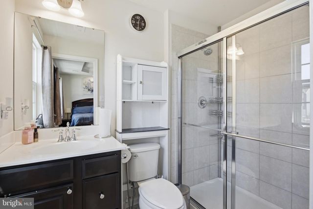 17 CONTINENTAL BLVD, Sicklerville, NJ 08081