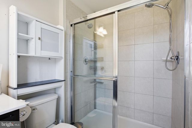 17 CONTINENTAL BLVD, Sicklerville, NJ 08081