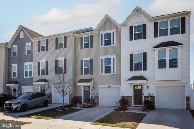 17 CONTINENTAL BLVD, Sicklerville, NJ 08081